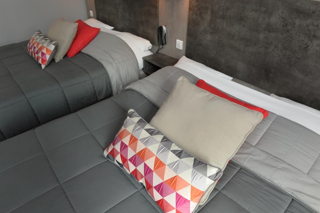 Hotel La Croix Blanche Tarbes Room photo
