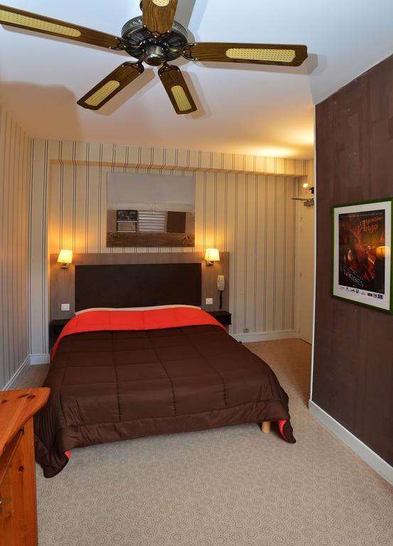 Hotel La Croix Blanche Tarbes Room photo
