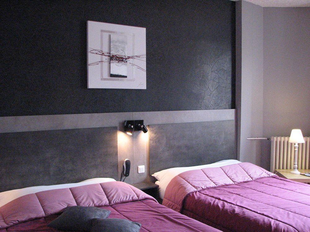 Hotel La Croix Blanche Tarbes Exterior photo
